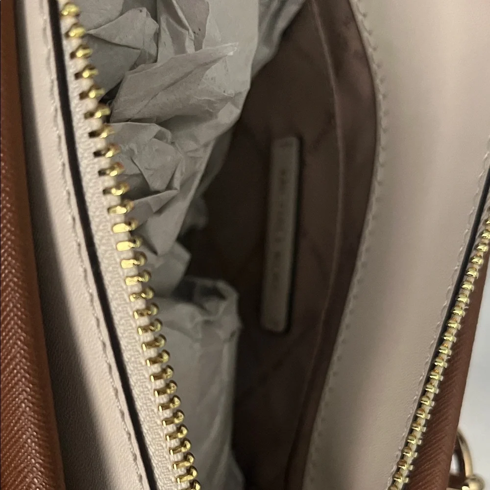 New Michael Kors Marilyn Small LuggageColor-Block Saffiano Leather Messenger Bag - Picture 7 of 7